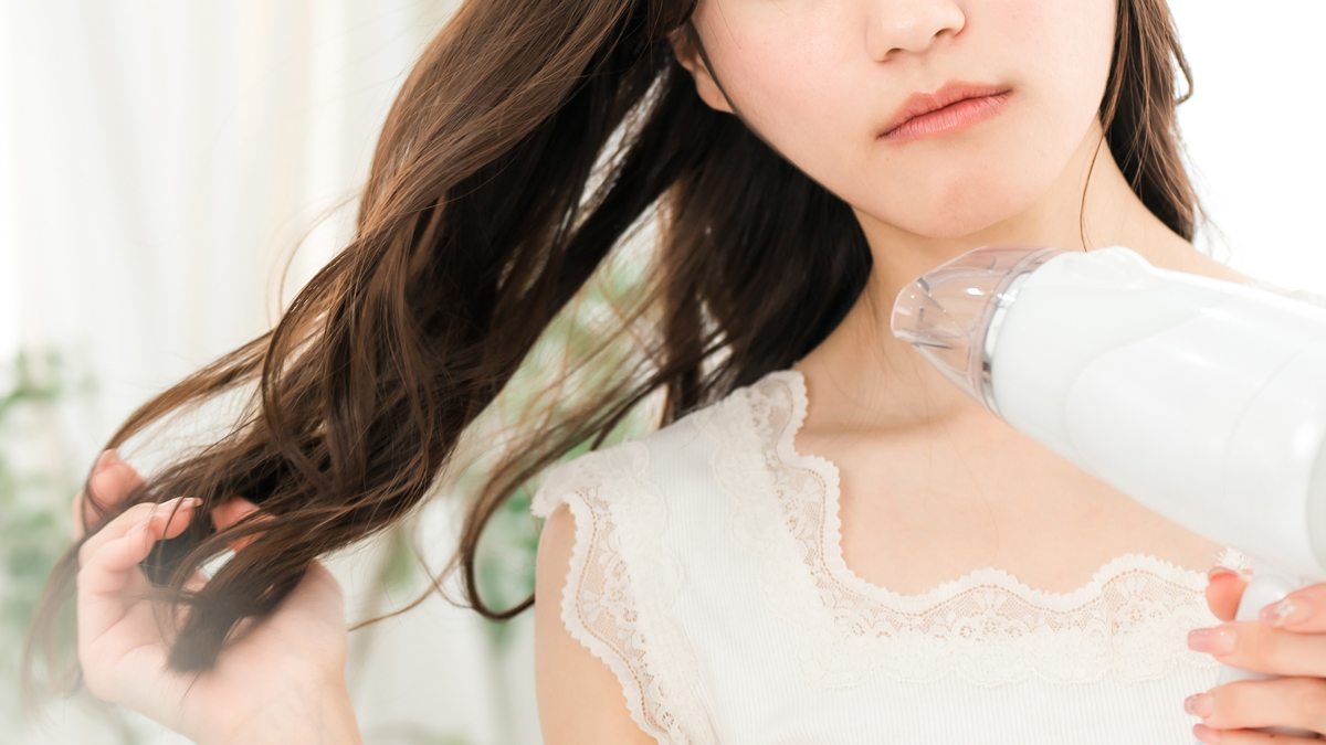 ナチュラルに決める! ケアが楽なヘアスタイルアイデア